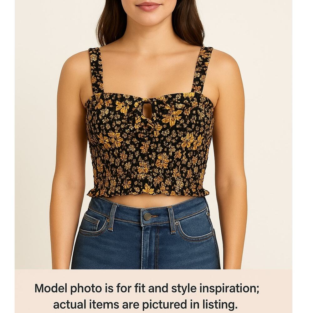 Sienna Sky Dark Floral Ruched Cropped Tank Top Women’s Size Medium